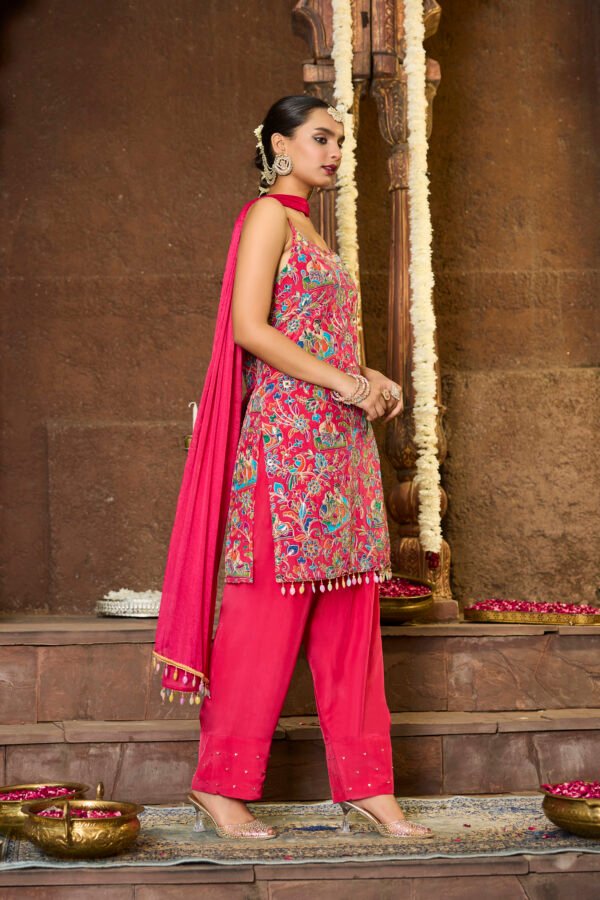 28-09-2025_BNY1415 Gulnoor Phulkari Co-Ord Set