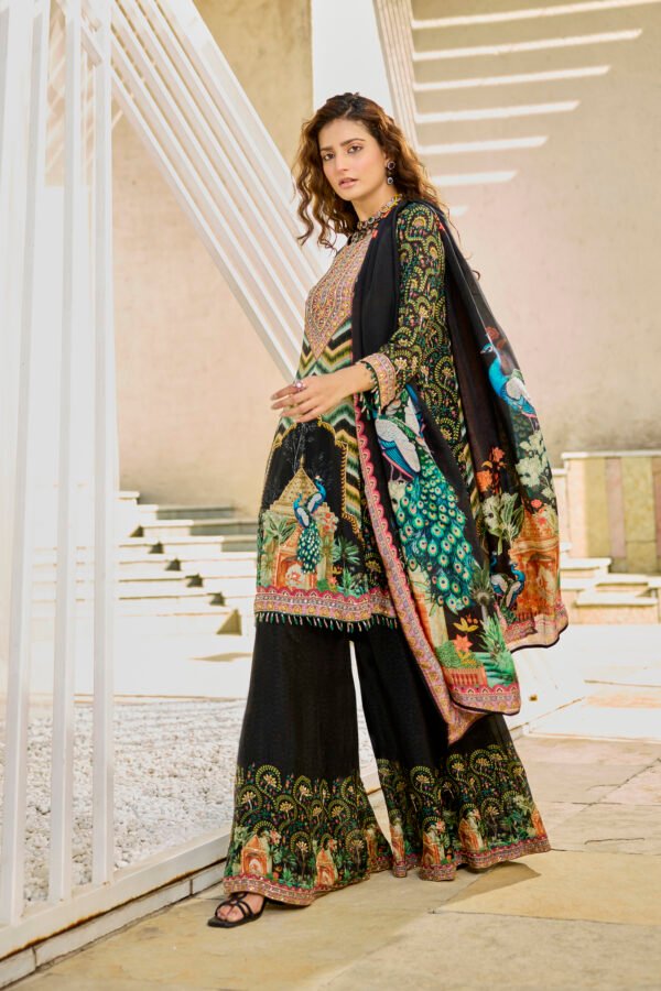 28-09-2025_BNY222_1 Black Printed Suit Set