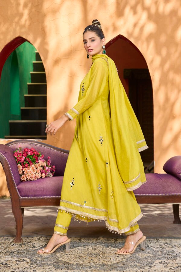 Noor Bloom Mirror Work Kurta Set